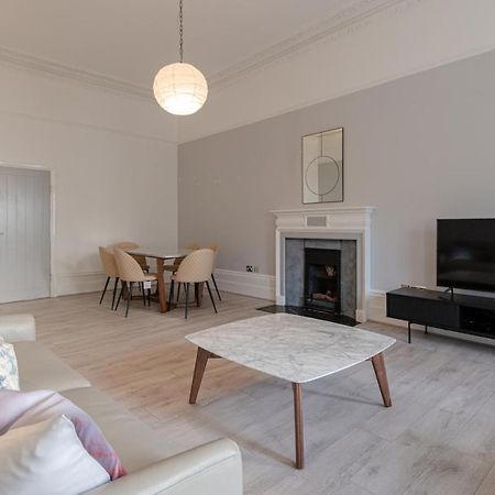 Kensington 2 Bed 2 Bath Apartment For 5 Guests 伦敦 外观 照片